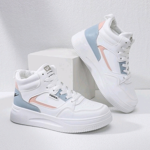 Shoes - Picture 2 of 2